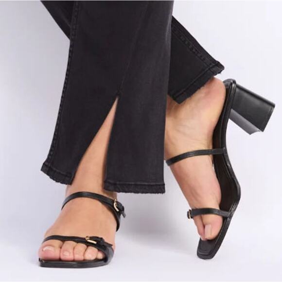 Vigoss Black High Rise Twisted Split Leg Jeans Size 22 - Picture 11 of 13